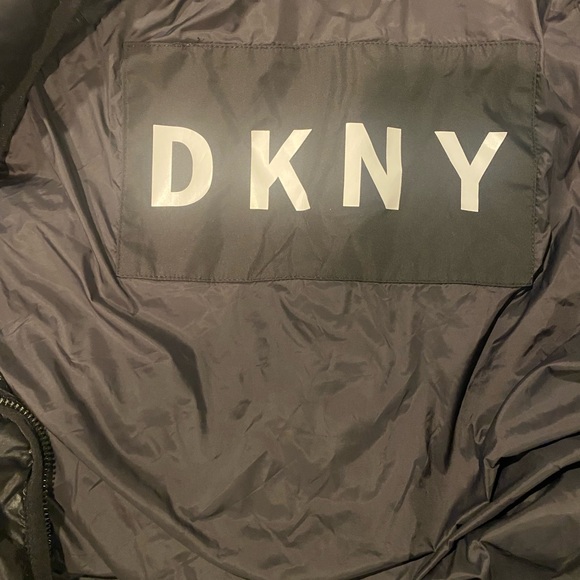 Dkny puffer jacket - Picture 4 of 4